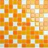 Gạch mosaic thủy tinh màu cam trắng