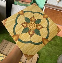 Gạch bông đá mờ giả cổ 30x30 Vàng hoa văn đối xứng