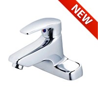 Vòi Lavabo nóng lạnh Caesar BT402CP