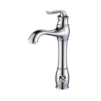 Vòi Lavabo nóng lạnh Luxta L-1218B