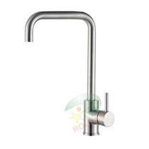 Vòi rửa chén nóng lạnh Roland RL09