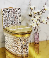 Bồn cầu khối cao cấp hoa văn nắp vàng