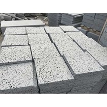 Đá ong xám lát sân 30x30 dày 2cm
