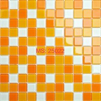 Gạch mosaic thủy tinh màu cam trắng