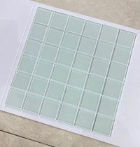 Gạch mosaic thủy tinh xám bạc